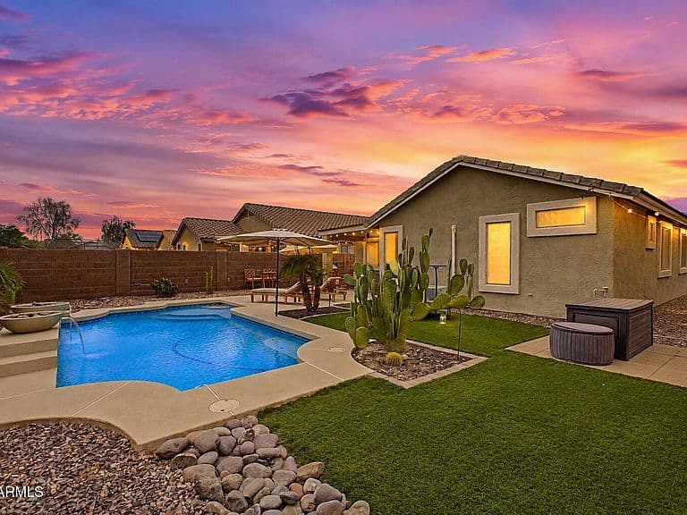 15465 W SHANGRI LA Road photo 1