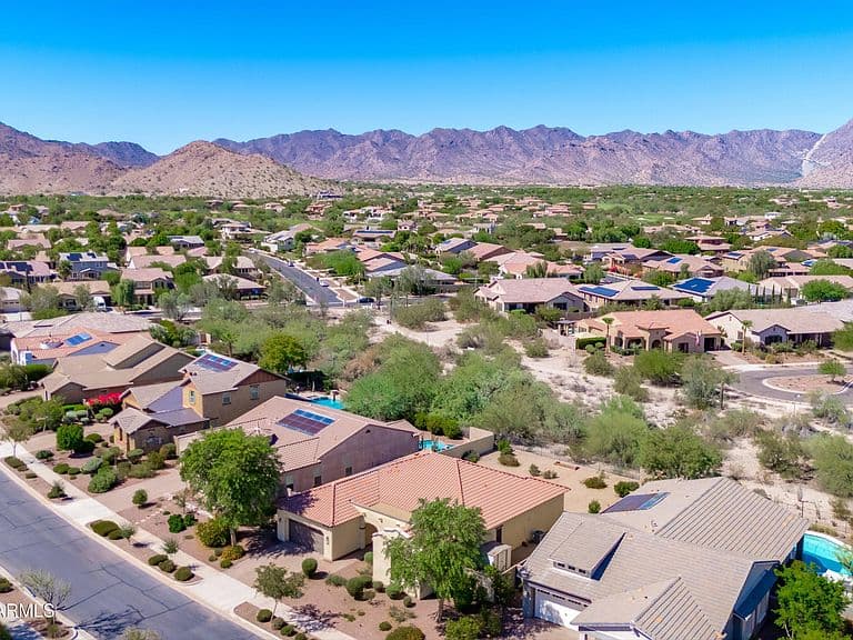 20486 W Ridge Road photo 1