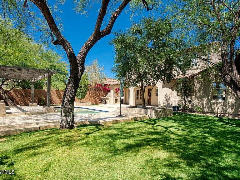 9096 E MOUNTAIN SPRING Road photo 5