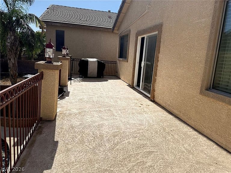 9109 Little Horse Ave photo 4