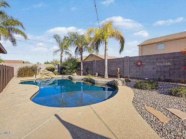 3007 W GOLDMINE MOUNTAIN Drive photo 4