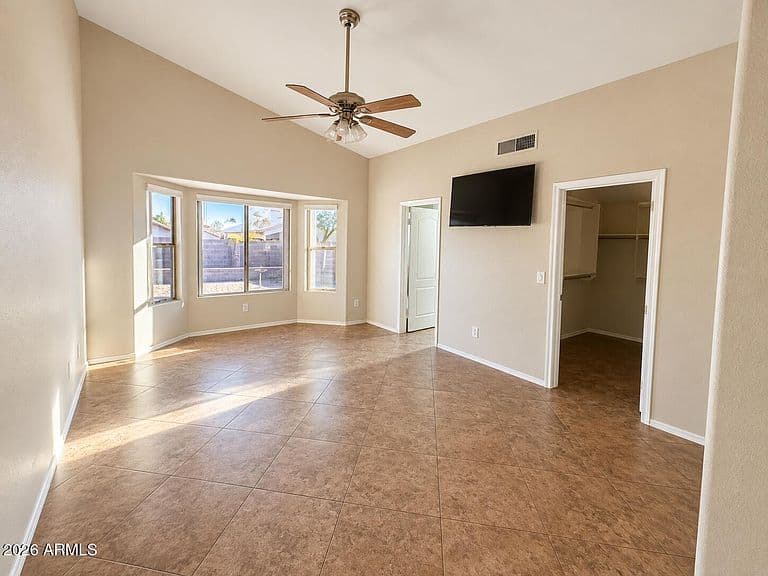 9559 W POTTER Drive photo 5