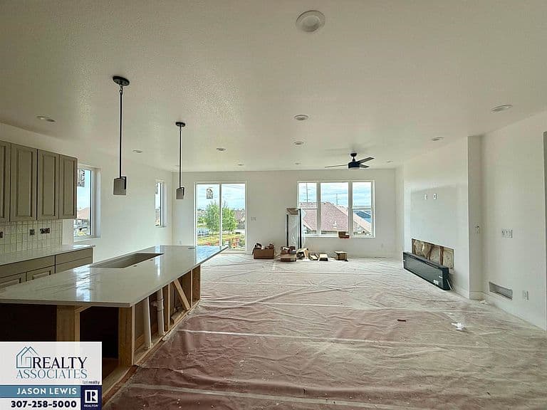 2685 Heathrow Ave photo 4