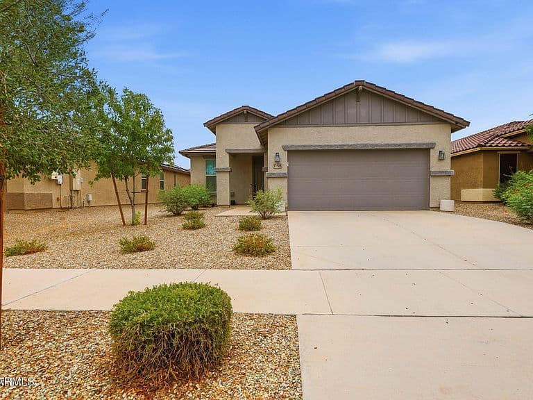 17545 W VILLA HERMOSA Lane photo 2