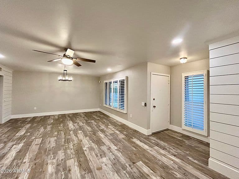9831 W WRANGLER Drive photo 2