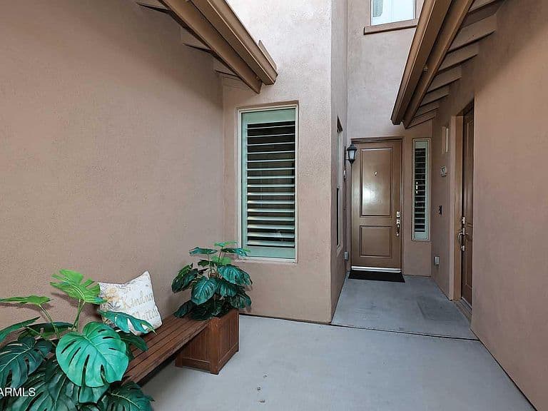 15550 S 5TH Avenue #157 photo 3