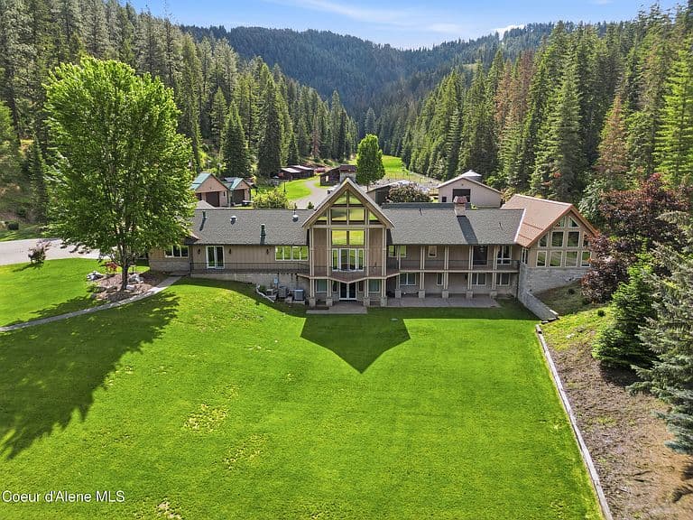 8850 E Fernan Lake Rd photo 1