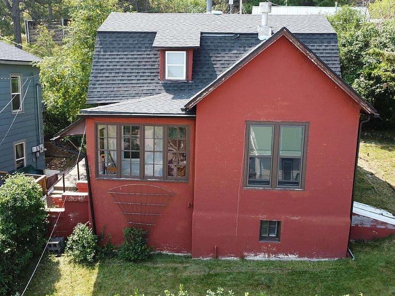 325 W Addie St photo 1