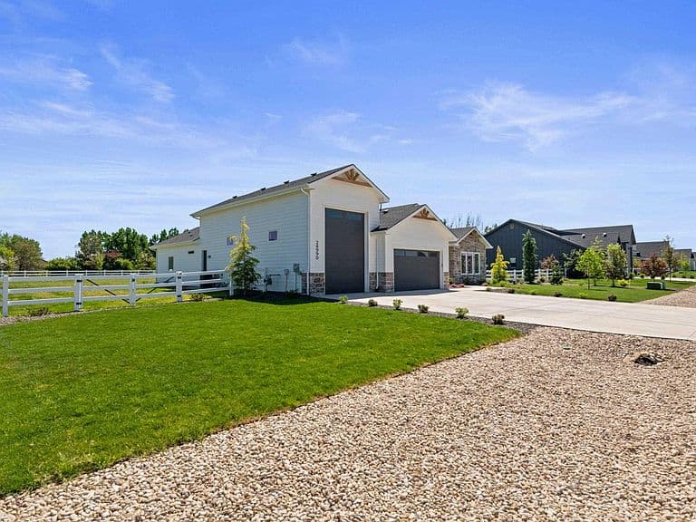 24990 Belgian Way photo 4
