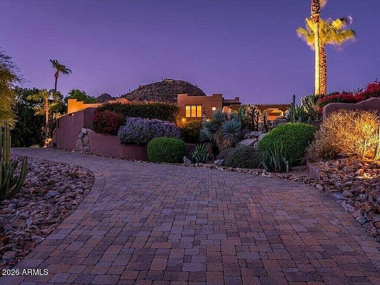 4320 E DESERT CREST Drive photo 5