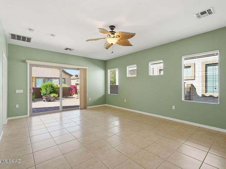 307 W Calle Media Luz photo 4