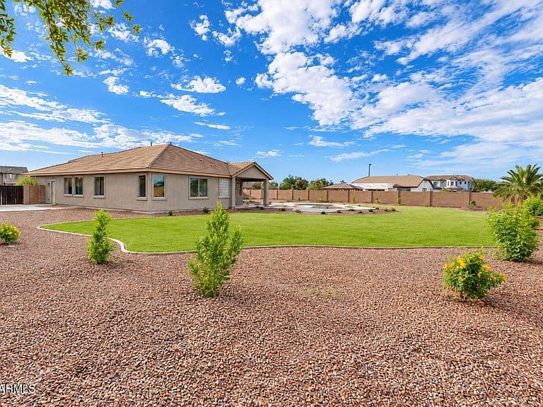 6361 S Sky Court photo 2