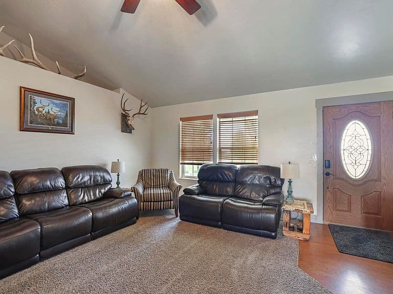 272 Primrose Way photo 4