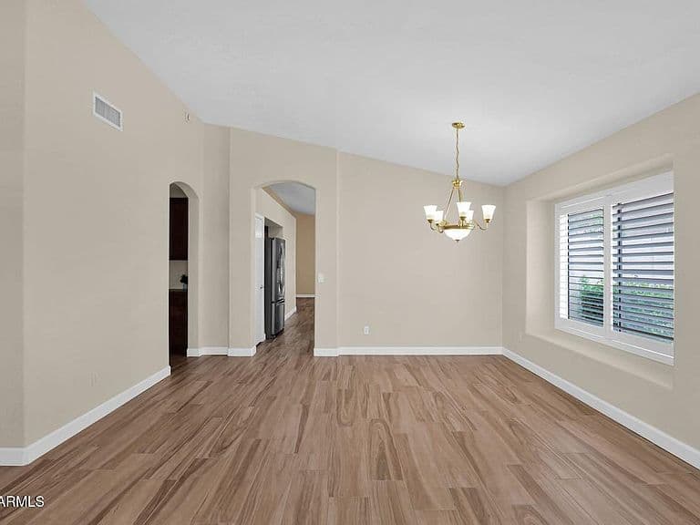 1440 E Gary Drive photo 5