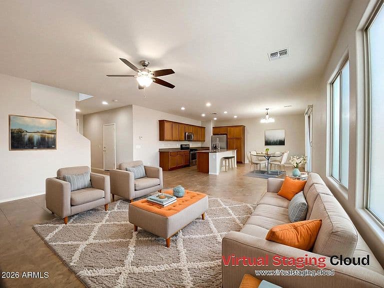 21218 E PECAN Lane photo 3