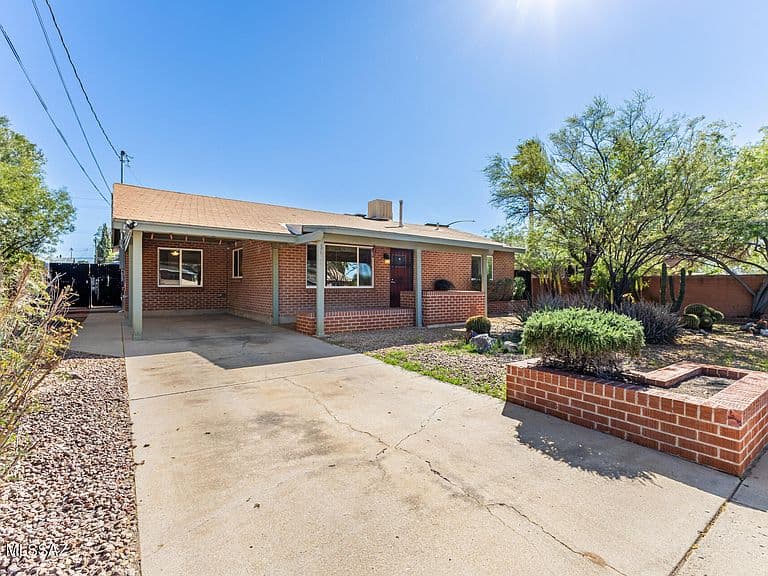 5408 E Willard St photo 3