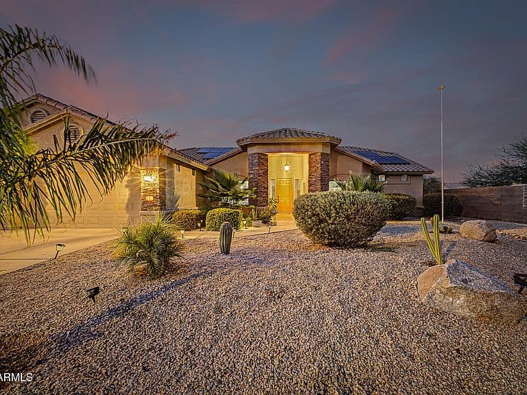240 E PEBBLE Trail photo 4