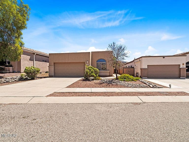 10461 S Stampede Ranch Ct photo 2