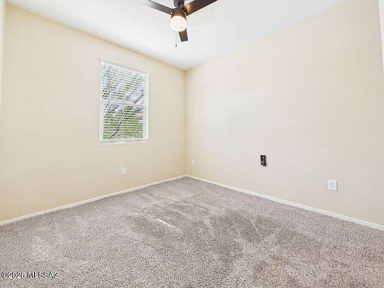 14043 E Golden Oaks Rd photo 3