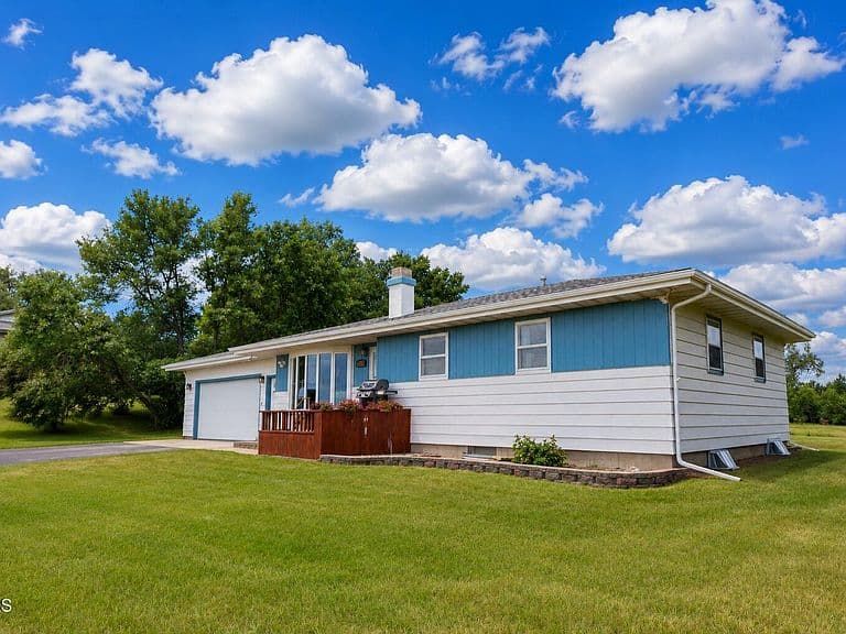 2801 Highway 1806 N photo 4