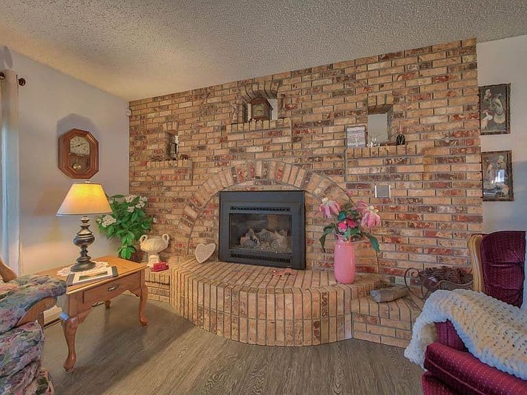 1806 Circle Rd photo 4