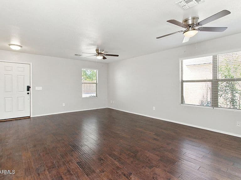 11231 E QUARRY Avenue photo 2