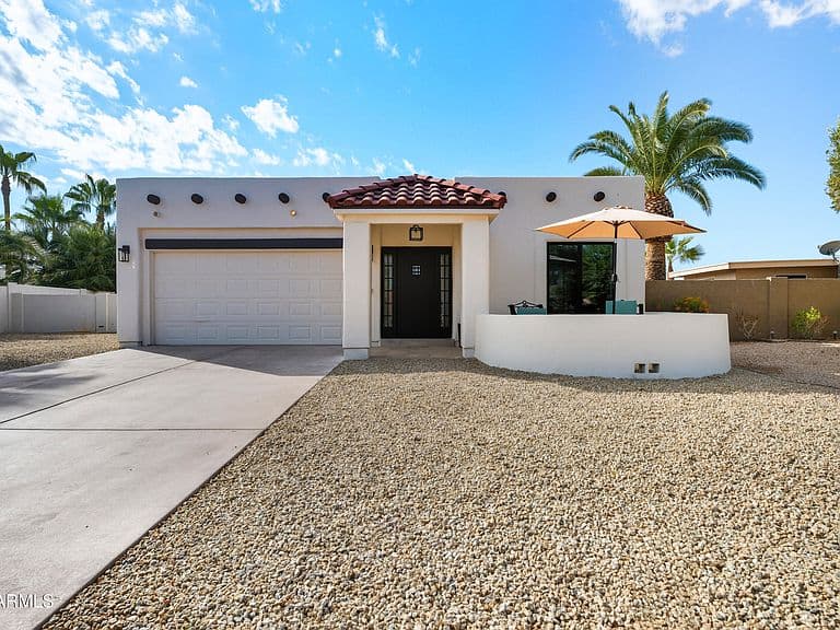 26661 S HOWARD Drive photo 1