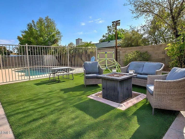 3815 S SHANNON Drive photo 5