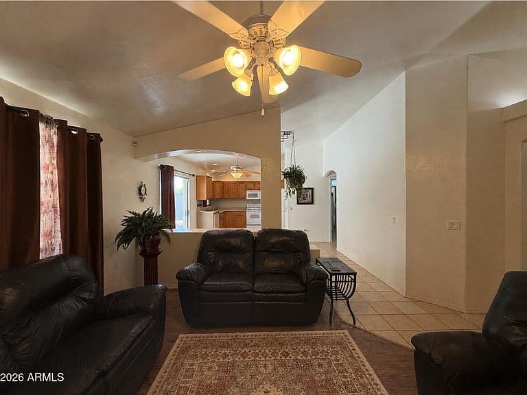 11213 W HOBBIT Drive photo 4