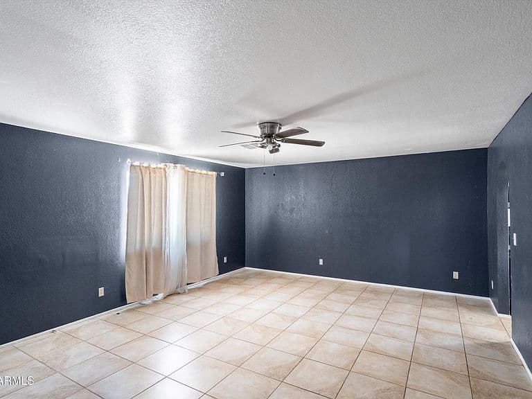 21701 W GRIFFIN Avenue photo 4