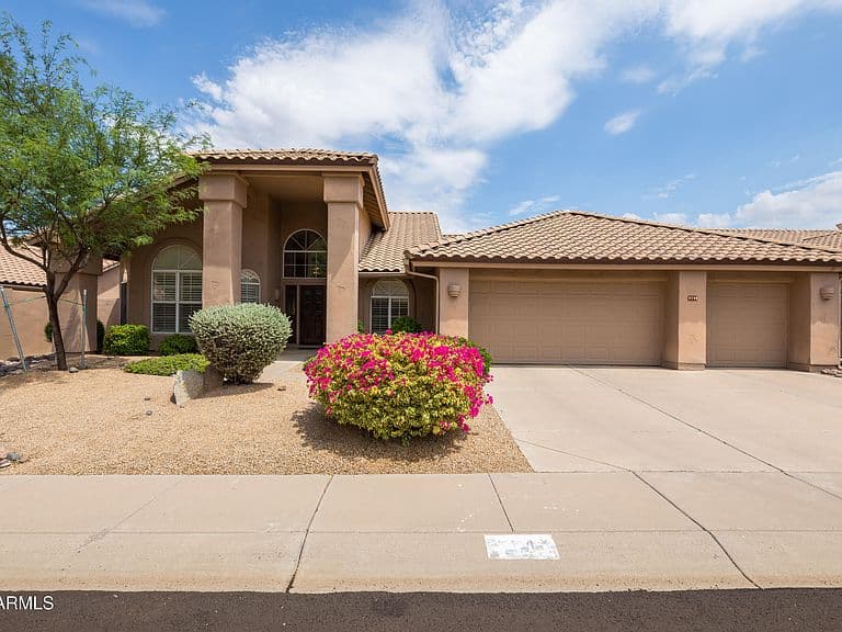 9144 E PALM TREE Drive photo 3