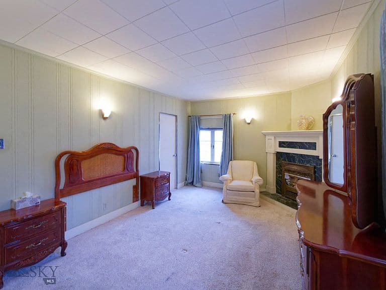 412 W Park St photo 5