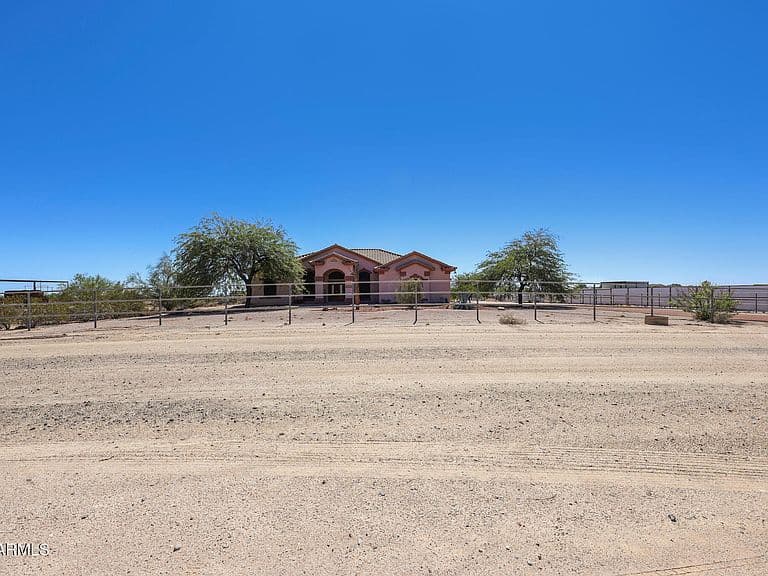 21139 W CARAVAGGIO Lane photo 2