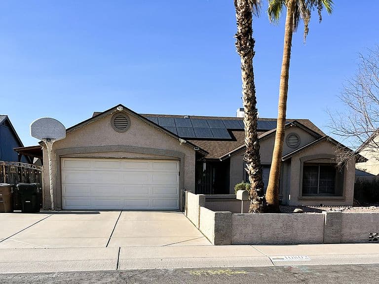 10802 W MORTEN Avenue photo 1