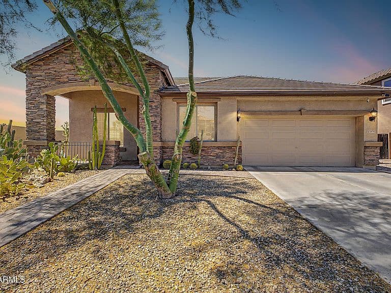 3474 E COCONINO Way photo 1