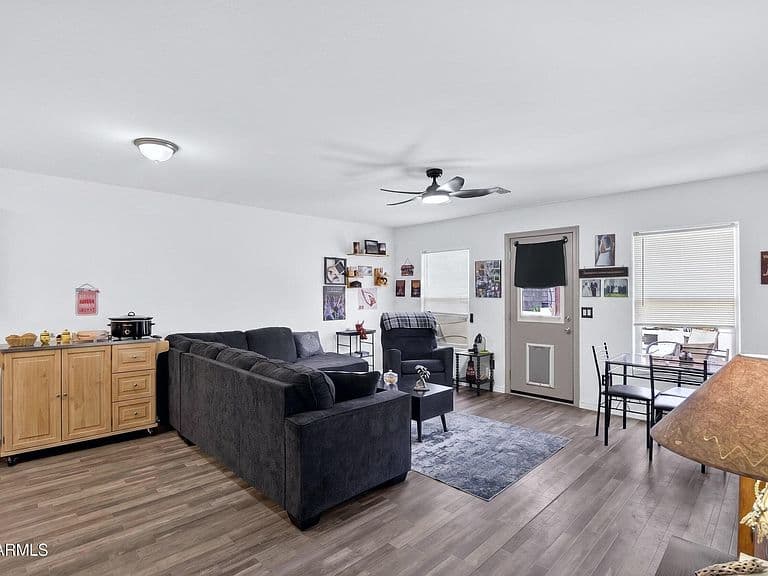 1034 W STARVIEW Avenue photo 3