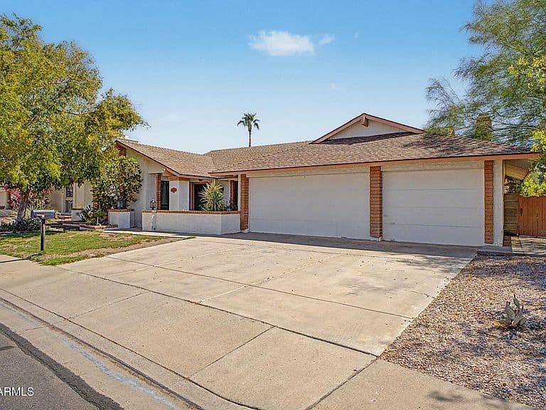 2613 S PLAYA -- photo 3