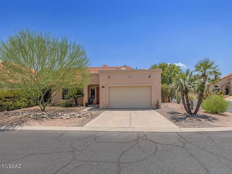 1191 W Coblewood Way photo 1