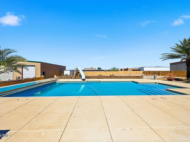 29952 W TAYLOR Street photo 4