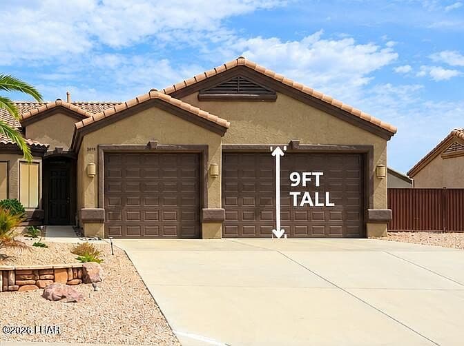 3834 Surrey Hills Ln photo 2