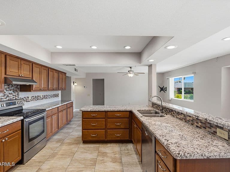 13203 W COPPERSTONE Drive photo 4