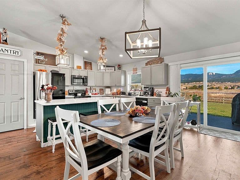 21480 Megan Dr photo 5