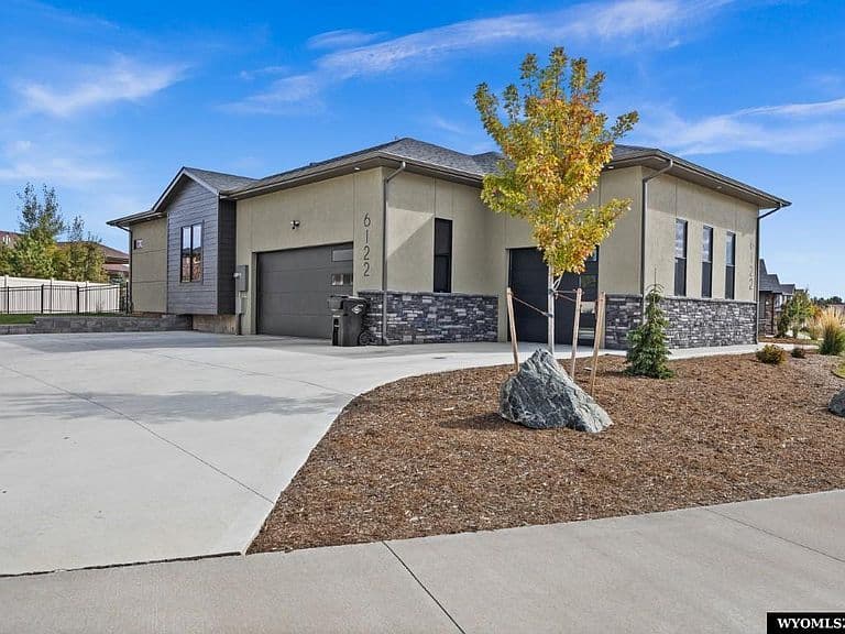 6122 River Park Dr photo 2