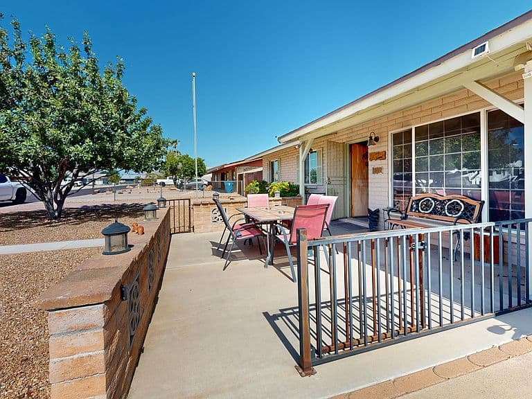 1347 S CACTUS Road photo 2