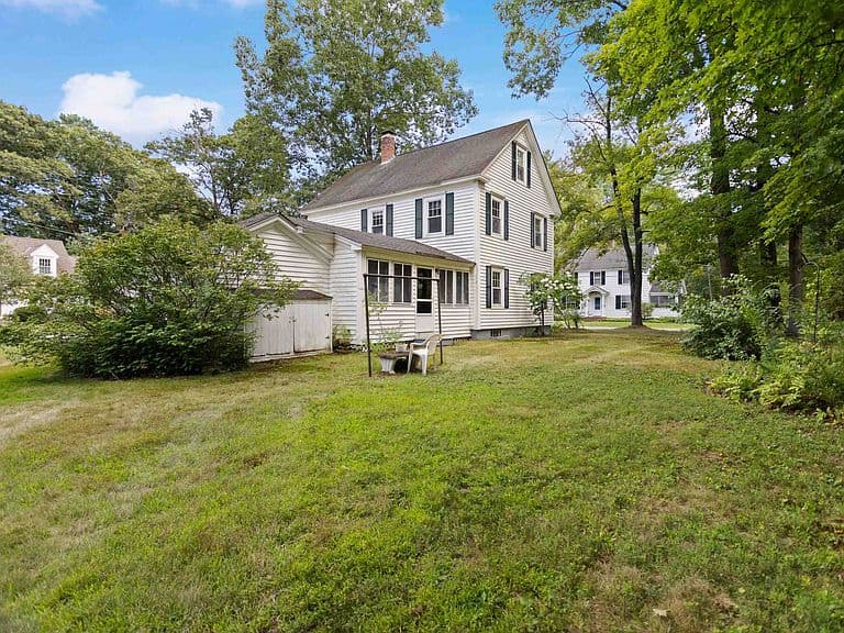 29 Roger Avenue photo 5
