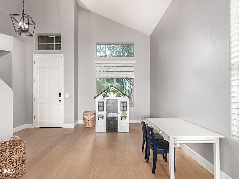 14157 W Desert Hills Dr photo 3