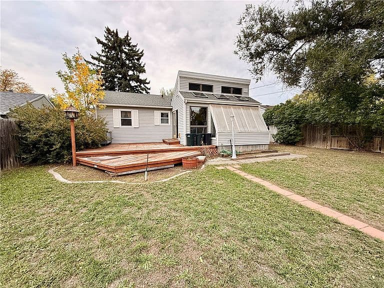 1708 Clark Ave photo 2