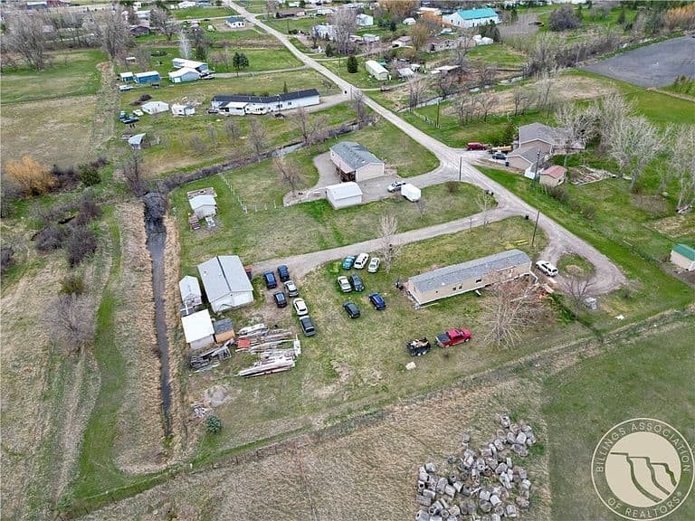 3828 Mallard Dr photo 3
