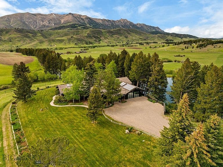 6537 Jackson Creek Rd photo 1