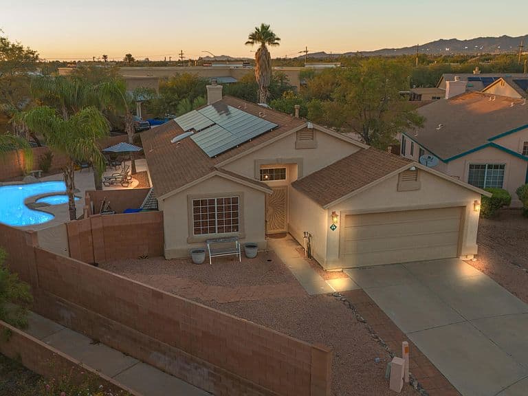 3718 W Sundial Pl photo 2